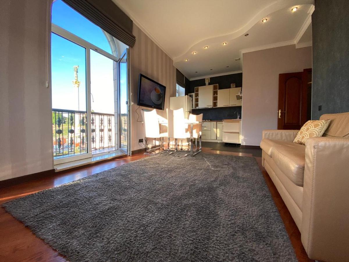 Ferienwohnung Amazing View Of Independence Square Kiew Exterior foto